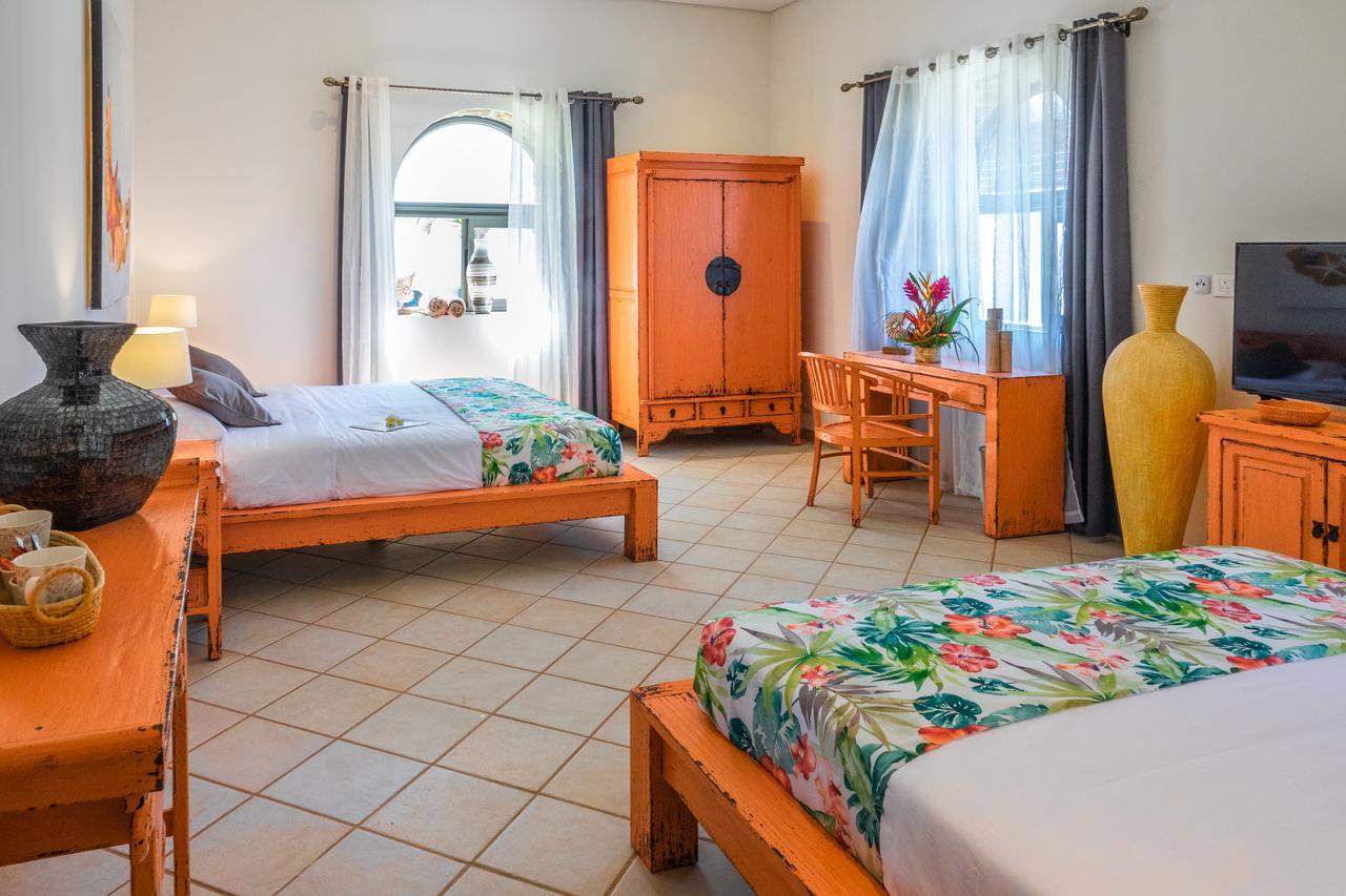 Hacienda Plaza Hotel Pereybere Beach Exterior photo